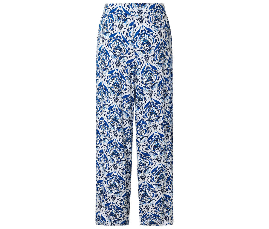 Eine lange Hose mit blau-weißem Muster.