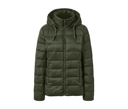 Olivgrüne Steppjacke mit Kapuze.