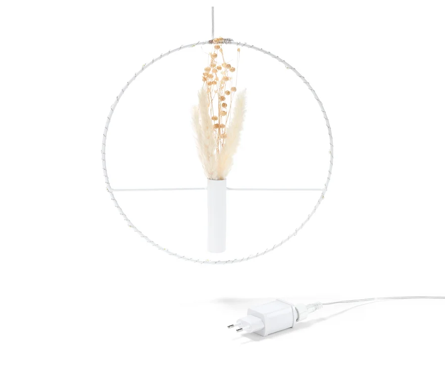 Weißer LED-Ring mit Trockenblumen in Vase.