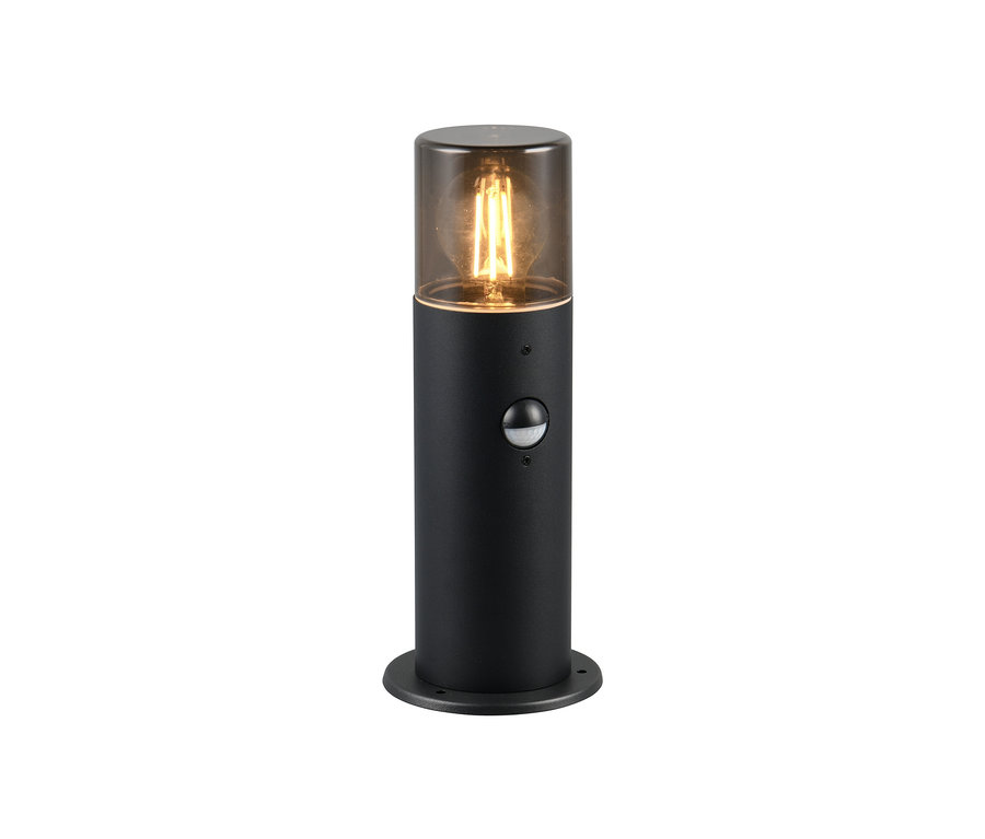 Eine Trio Outdoor-Wegeleuchte »Hoosic«, 30 cm, in Schwarz.