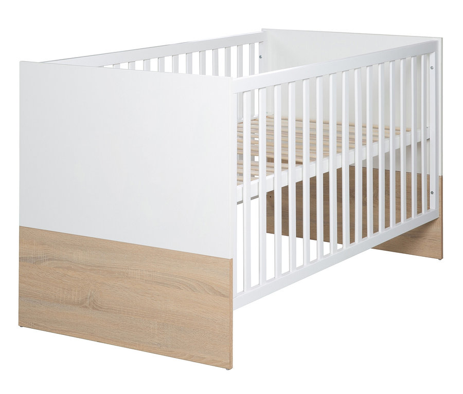 roba »Gabriella« Kinderzimmerset mit breiter Wickelkommode und Bett: Weißes Gitterbett mit Holzrahmen.